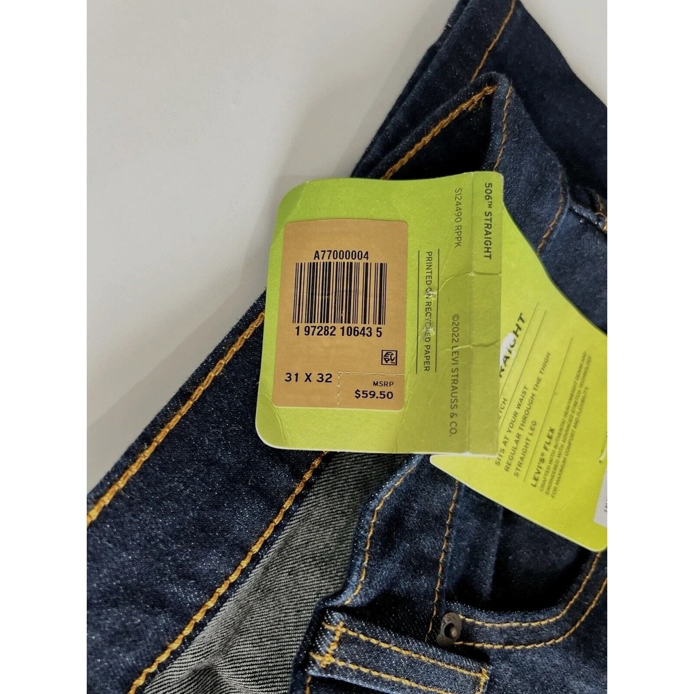 Levi's Men's 506 Perfomance Straight Fit Jeans Dark Wash Blue Size 31x32 New - Picture 3 of 6